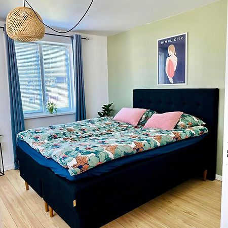 5 Minute Walk To Lego House - 50M2 Cozy Apartment- D Unit بيلوند الغرفة الصورة