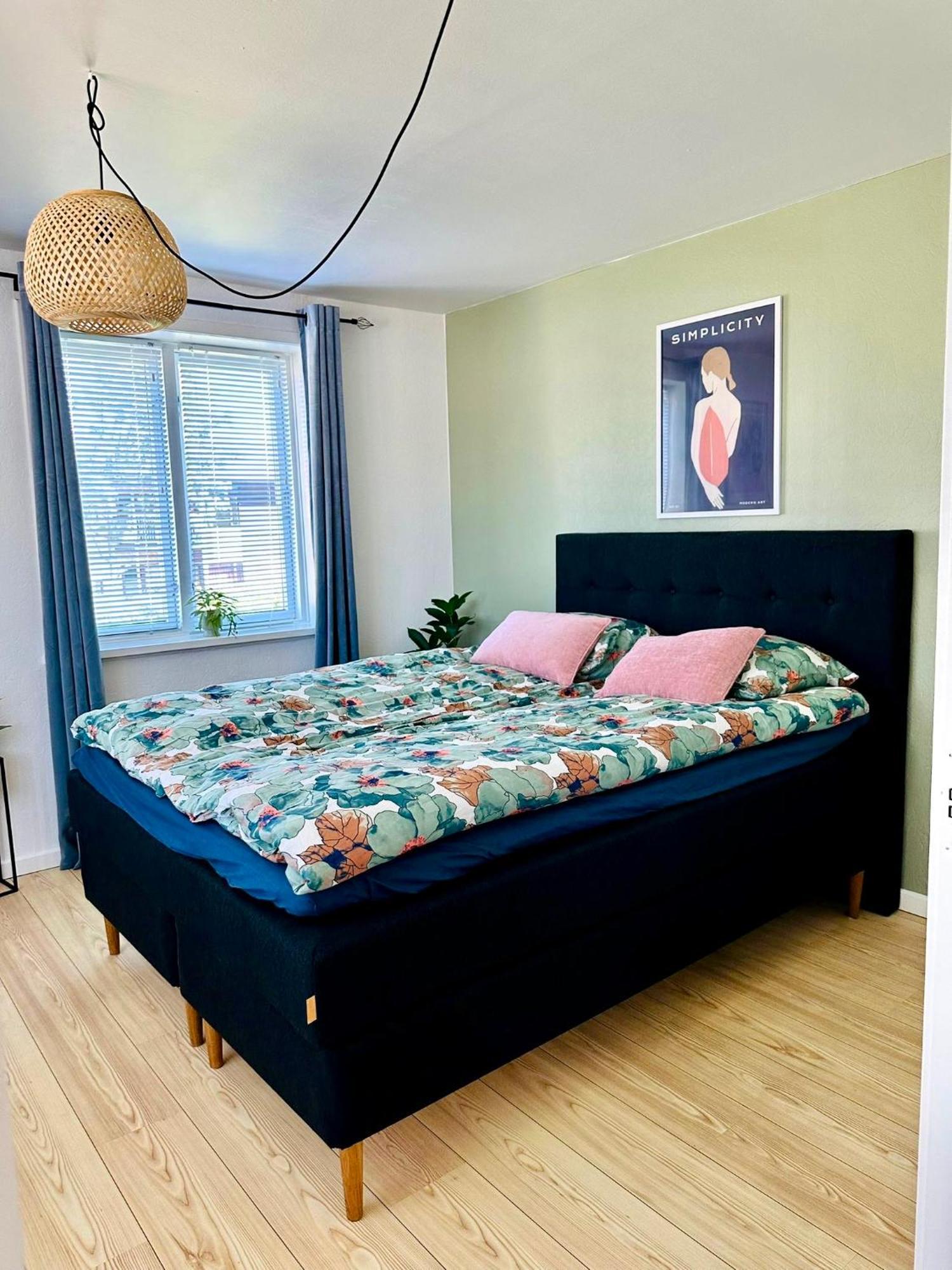 5 Minute Walk To Lego House - 50M2 Cozy Apartment- D Unit بيلوند الغرفة الصورة